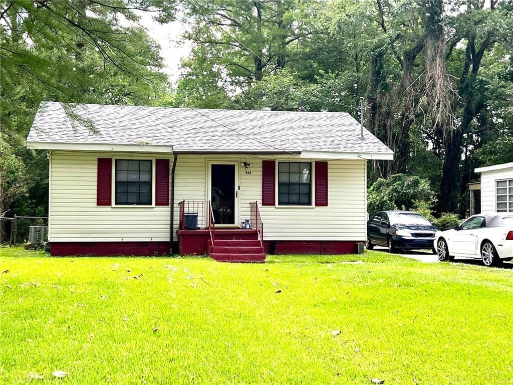 Primary Photo - 955 Cloverdale Dr