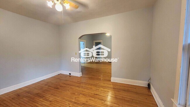 Foto del edificio - 1427 Hayden Ave