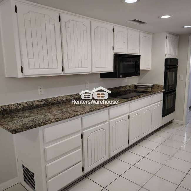 Foto del edificio - 1724 E Hope St