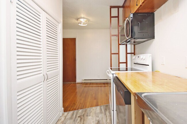 Foto del edificio - Dog-Friendly Duplex Near Shops at Stonefield