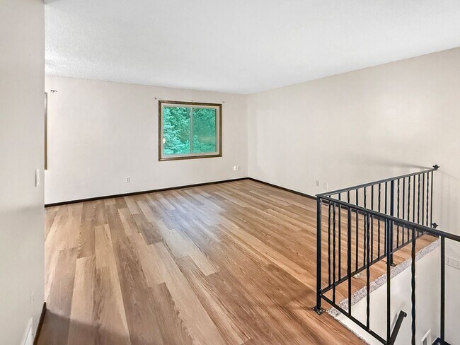 Foto del edificio - 417 Butler Ave E