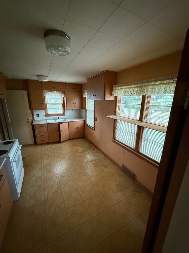 Building Photo - **Available Now...Never Have to Move Again! Don’t Miss Out…This Home Will Go Fast!**