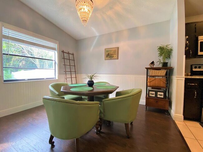 Photo - 488 Wild Fox Dr House