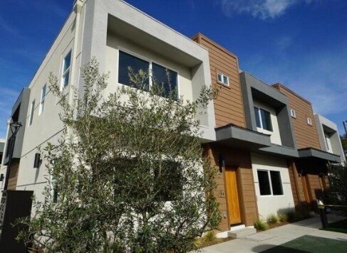 Primary Photo - ICON Community Townhomes