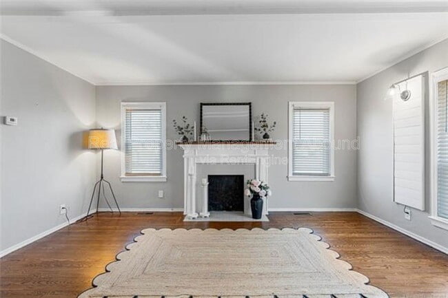 Building Photo - 704 S Toledo Ave