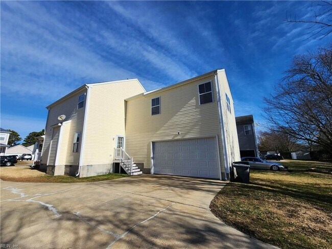 Foto del edificio - 23 Regal Way