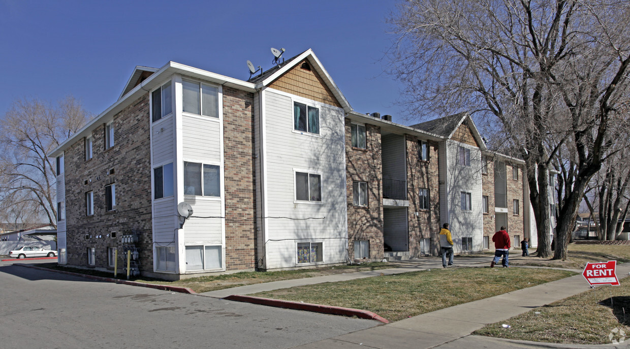 Building Photo - The Hill Apartments