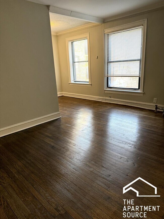 Foto del edificio - 6959 S Paxton Ave