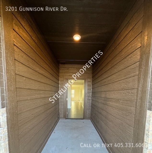 Building Photo - 3201 Gunnison River Dr