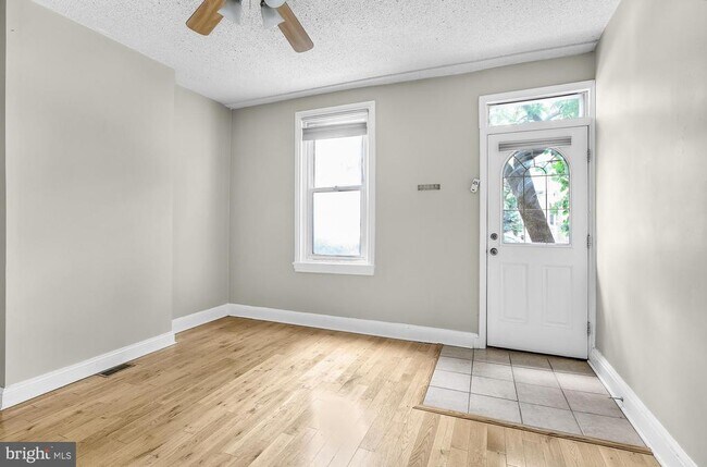 Foto del edificio - 2417 E Norris St