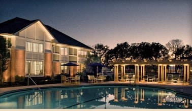 Building Photo - Arbor Pointe