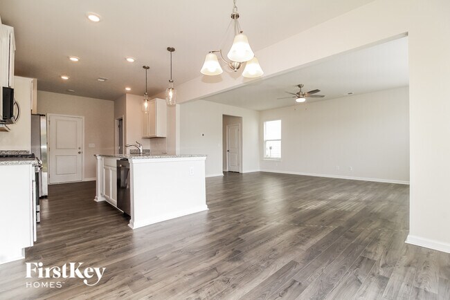 Building Photo - 208 Ashborne Ln