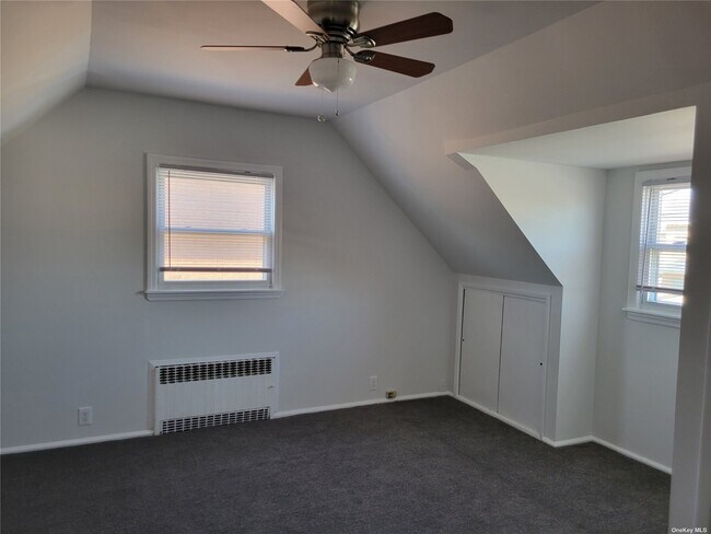 Building Photo - 151-22-151-20 20th Ave