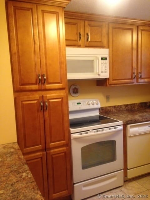 Building Photo - 36 N Mountain Rd