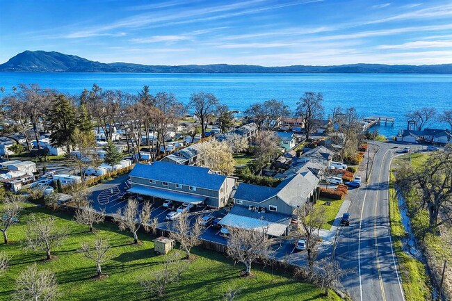 Foto del edificio - 6667 Blue Heron Dr