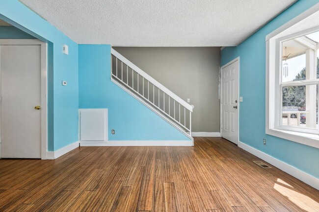 Foto del edificio - 8218 Washington St