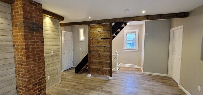 Building Photo - 37 Delaware Ave