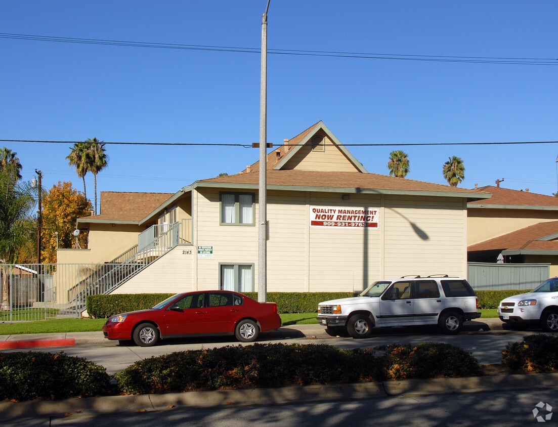 Building Photo - 2143 N Towne Ave