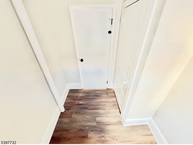 Foto del edificio - 529 E Blancke St