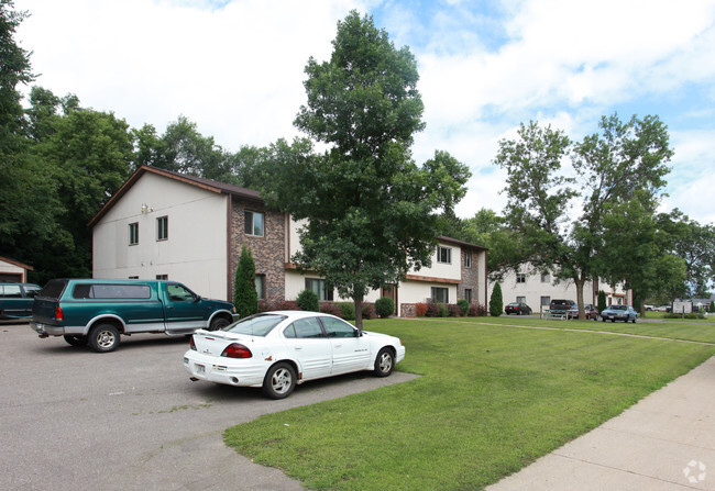 Foto del edificio - Woodville Manor Apartments