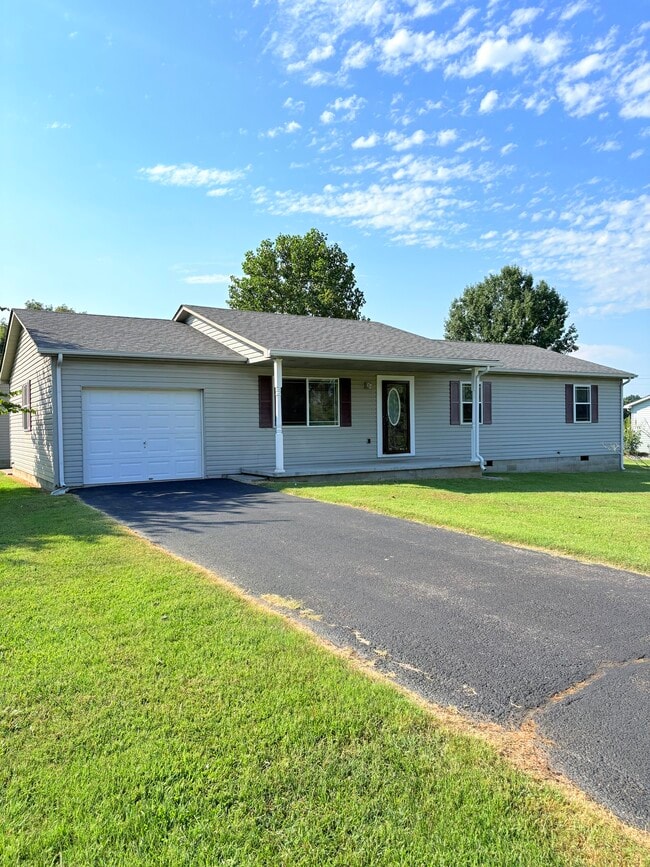 Building Photo - 101 Crandell Ct