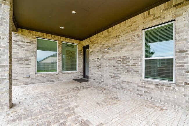 Foto del edificio - 7319 Bayberry Crescent Ln