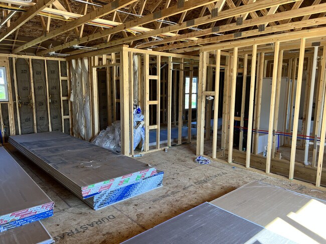 Building Photo - 120 Springfield Heights Drive