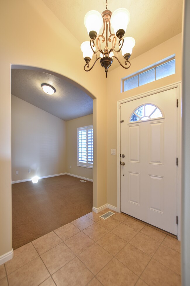 Foto del edificio - 5729 W Swift Creek Rd