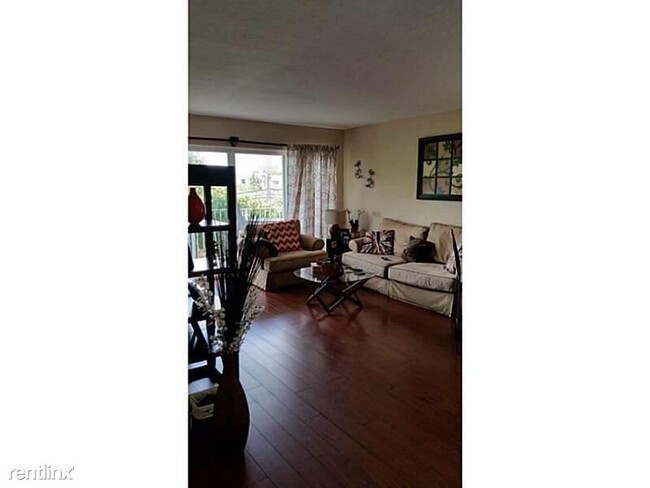 Foto del edificio - 7815 SW 88th St