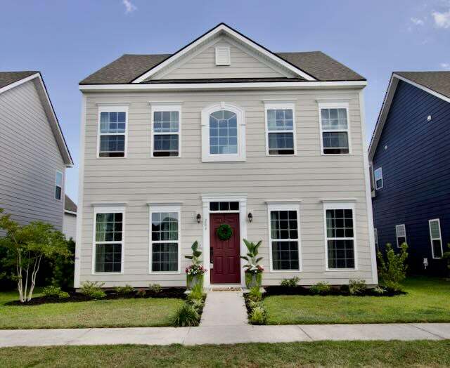 Primary Photo - 204 Coopers Hawk Dr