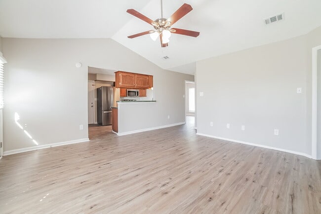 Building Photo - 9179 Belmont Dr