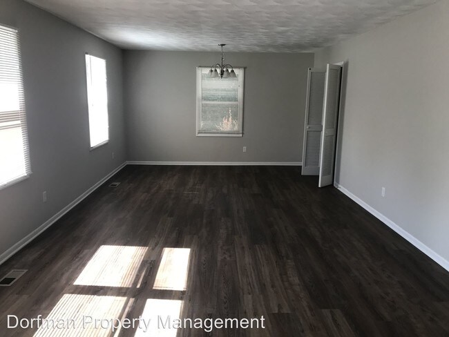 Foto del edificio - 4 br, 2.5 bath House - 5646 Grandview Dr