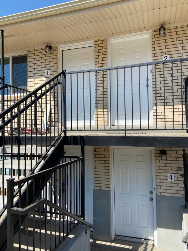 Front Doors. This listing is for #4. - 326 E 1600 S