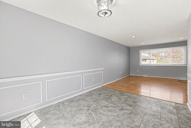 Foto del edificio - 3912 Brookridge Dr