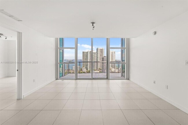 Foto del edificio - 3301 NE 1st Ave