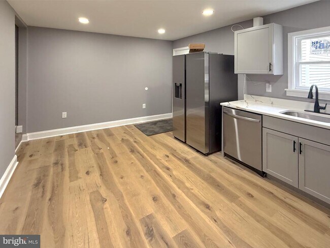 Foto del edificio - 3703 6th St