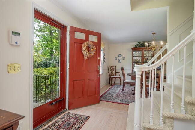 Building Photo - 59 Beverly Rd