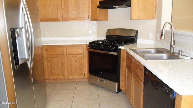 Photo - Move In Ready 3 Bedroom in Sweetwater! All... House