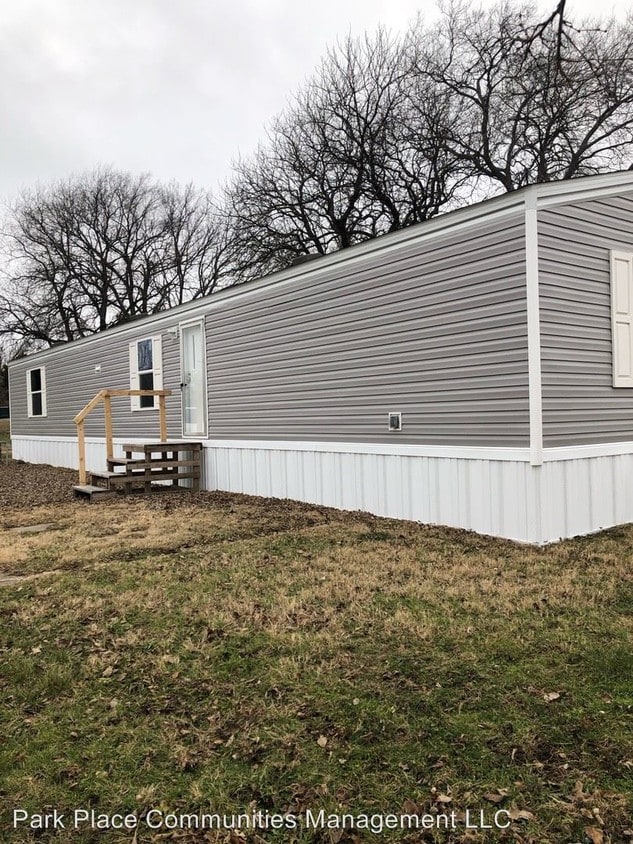 1753 Rd E Unit 01440, Emporia, KS 66801 Room for Rent in Emporia, KS