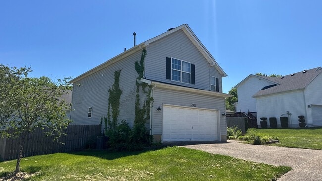Building Photo - 7901 Bridlewood Pl