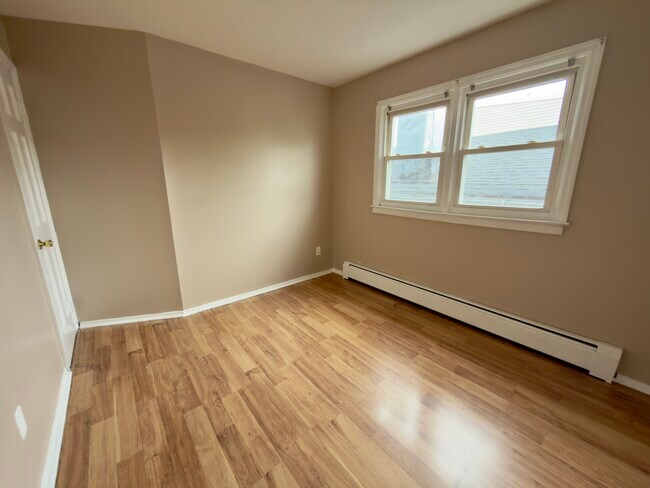 Foto del edificio - 215 Seaview Ave