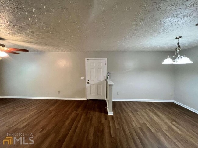 Building Photo - 9103 Fairington Ridge Cir