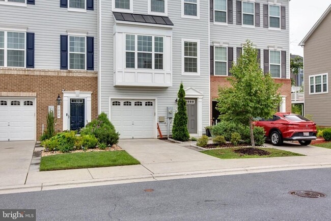 Building Photo - 1022 Linden Dr