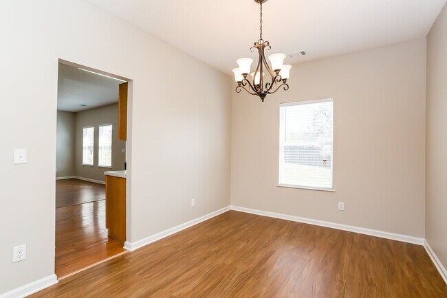 Foto del edificio - 1607 Thornwick Trace