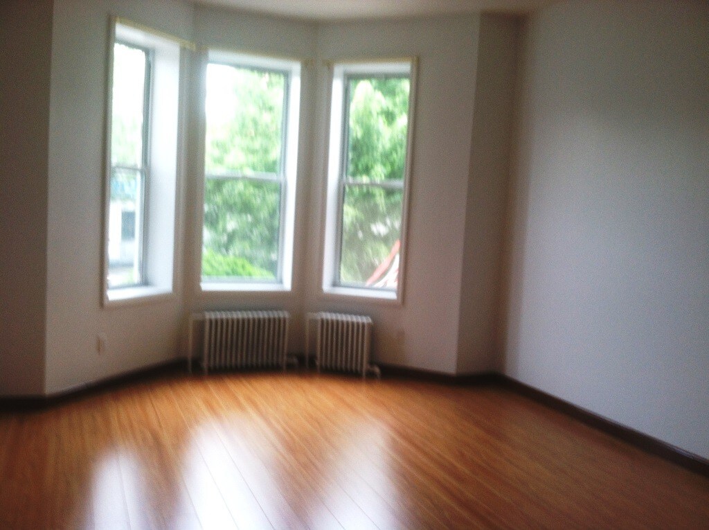 Primary Photo - 600 Bay Ridge Pkwy
