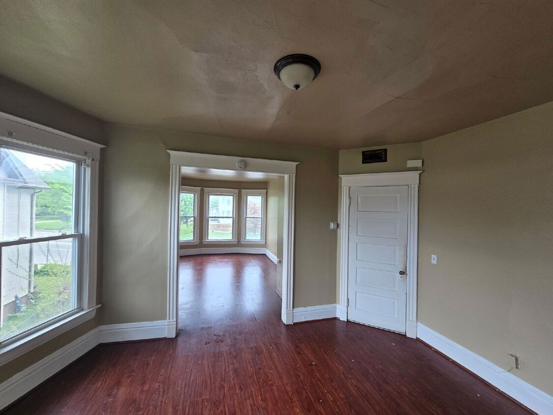 Foto principal - 1031 Washington Ave