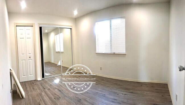 Foto del edificio - 1735 Villa Ave