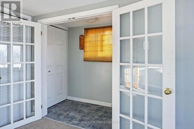 Photo du bâtiment - 704 Claude St