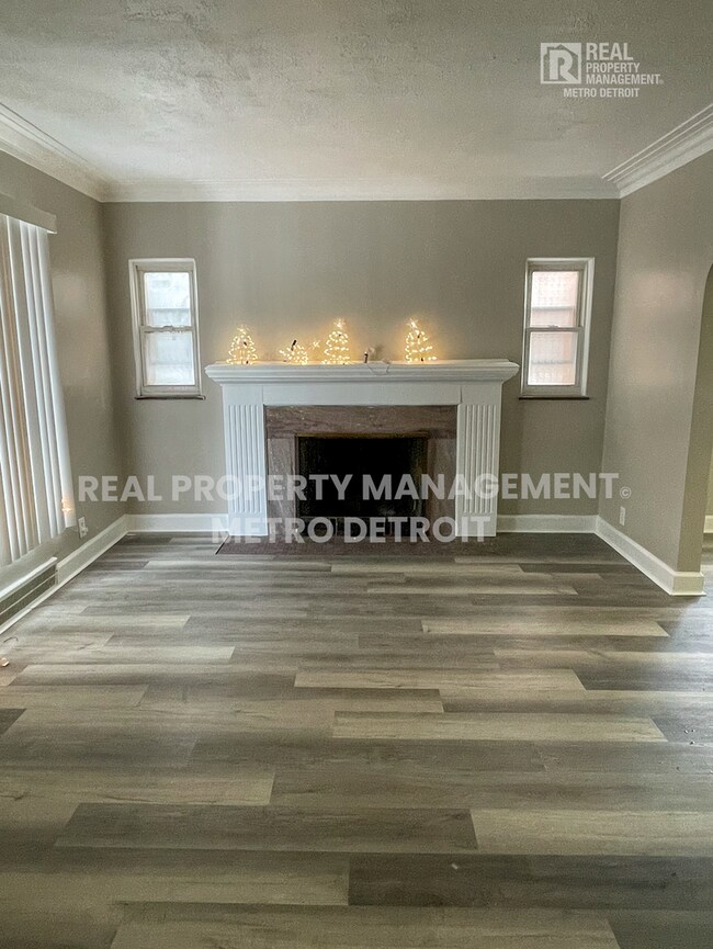 Foto del edificio - 16210 Ferguson St