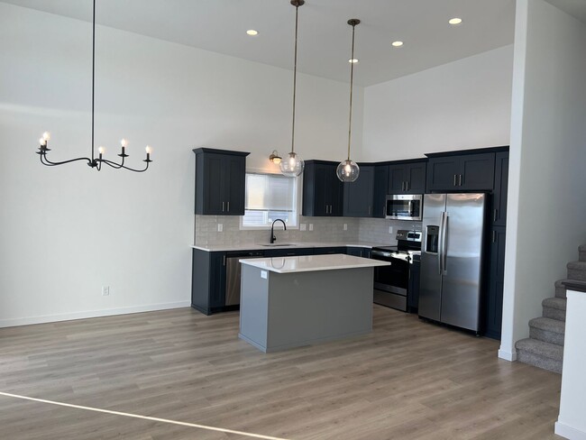 Building Photo - New 3 Bedroom/3 Bathroom House